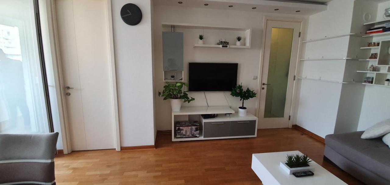 Royal Apartment Belvill Belgrado Exterior foto